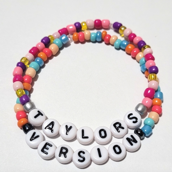 TAYLOR SWIFT BRACELETS - Handmade - Picture 2 of 5